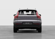 Volvo XC40 4