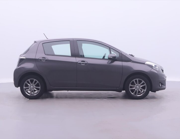 Toyota Yaris Hatchback 998,0 51 kw