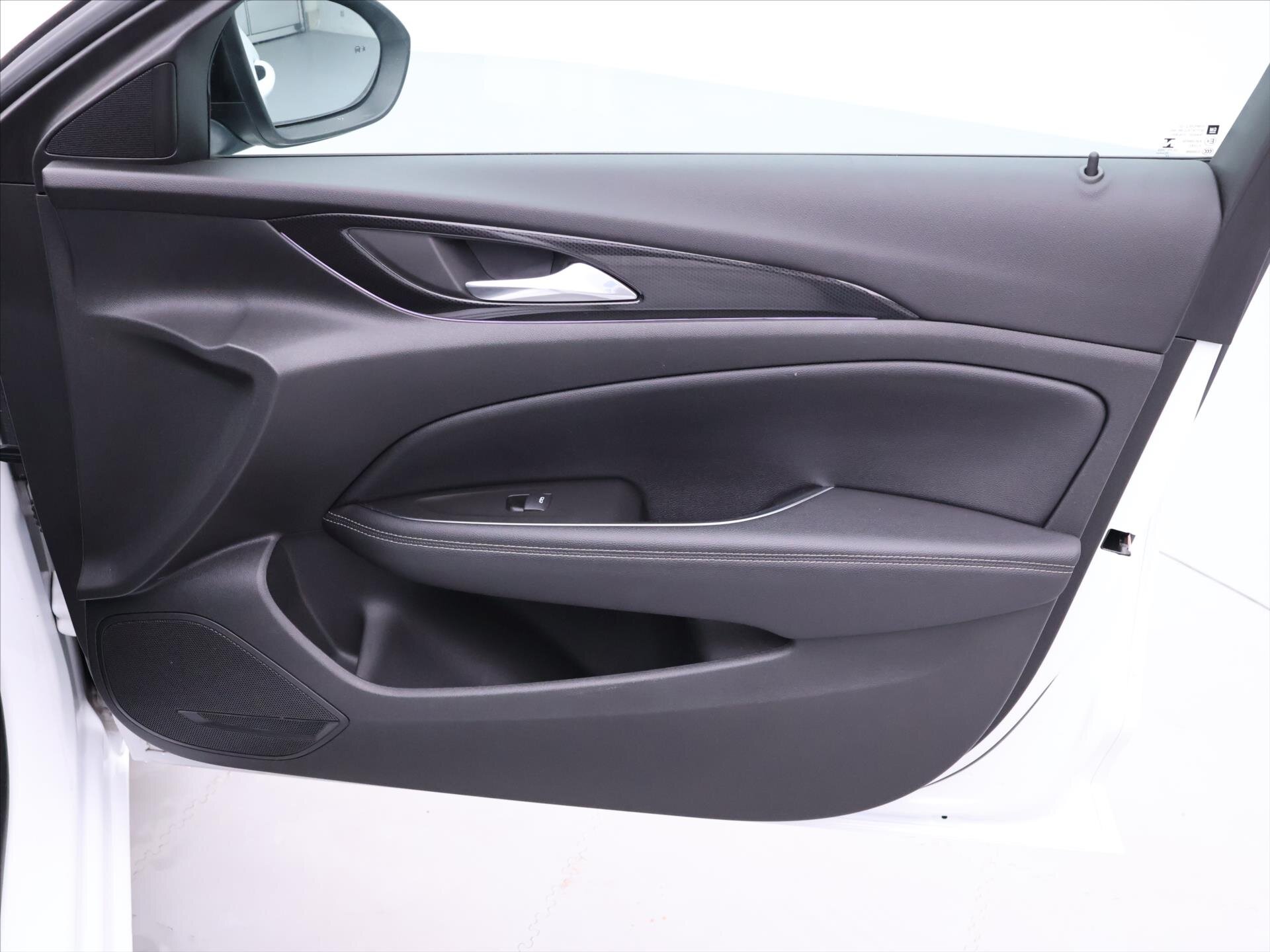 Opel Insignia Kombi 2,0 l 128 kw