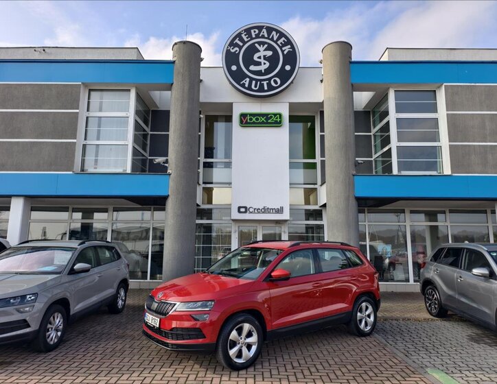 Škoda Karoq SUV / Terénní 1,5 l 110 kw