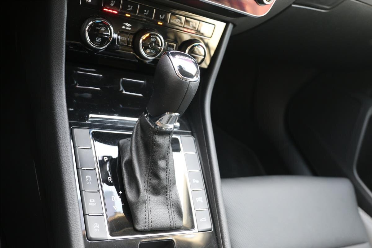 Škoda Superb Kombi 2,0 l 147 kw