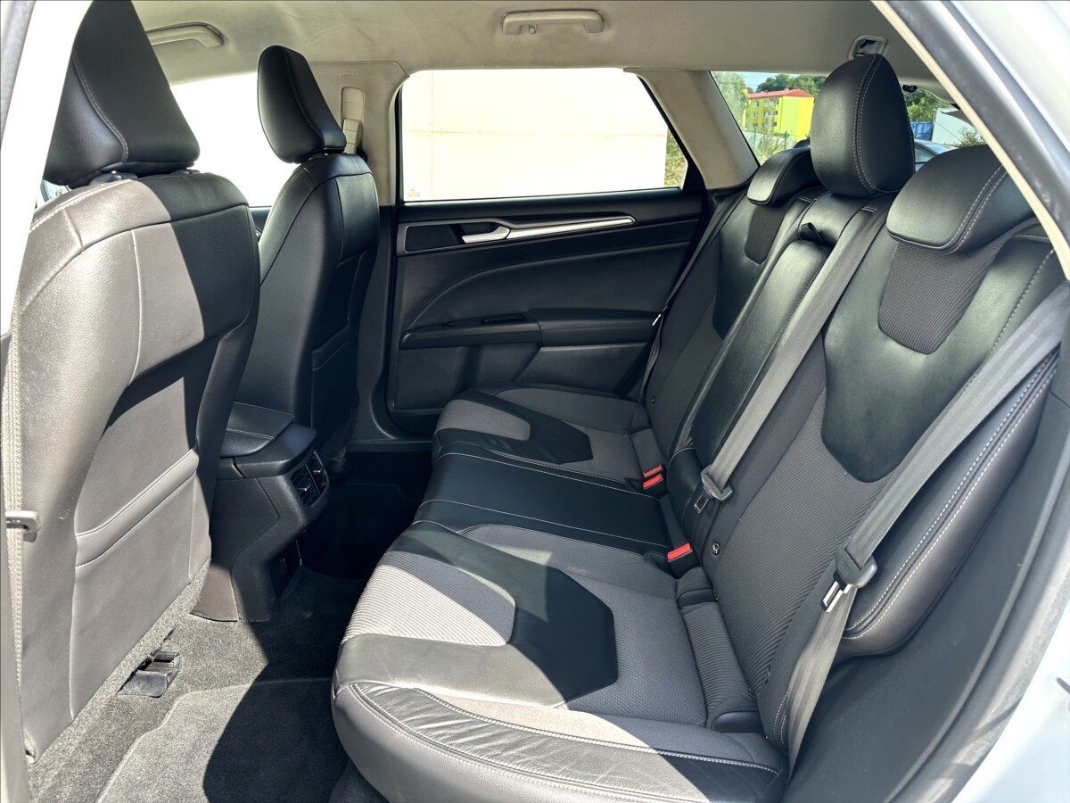 Ford Mondeo Kombi 2,0 l 110 kw