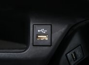 Toyota C-HR SUV 2,0 l 112 kw