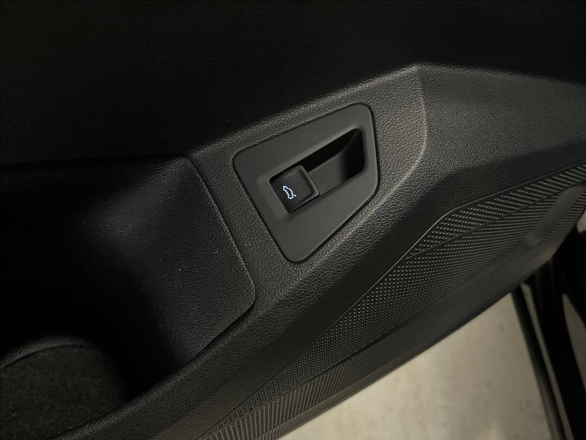 Volkswagen Touareg SUV / Terénní 3,0 l 210 kw