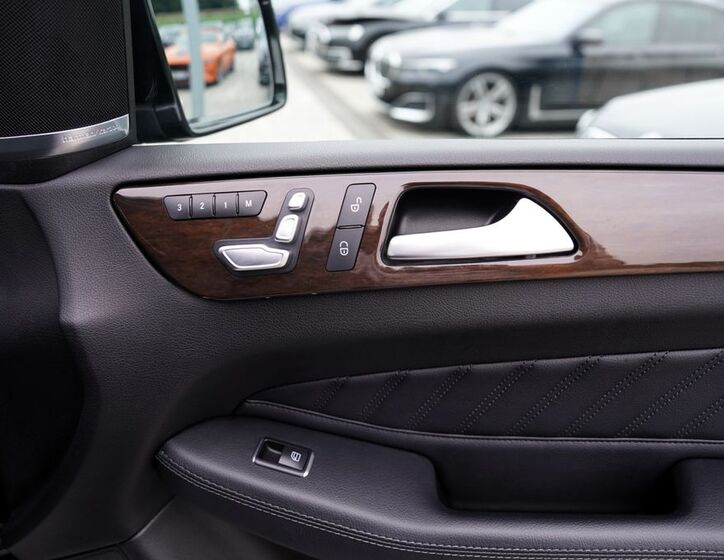 Mercedes-Benz GLS 24