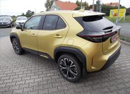 Toyota Yaris Cross 13