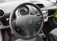 Peugeot 107 13