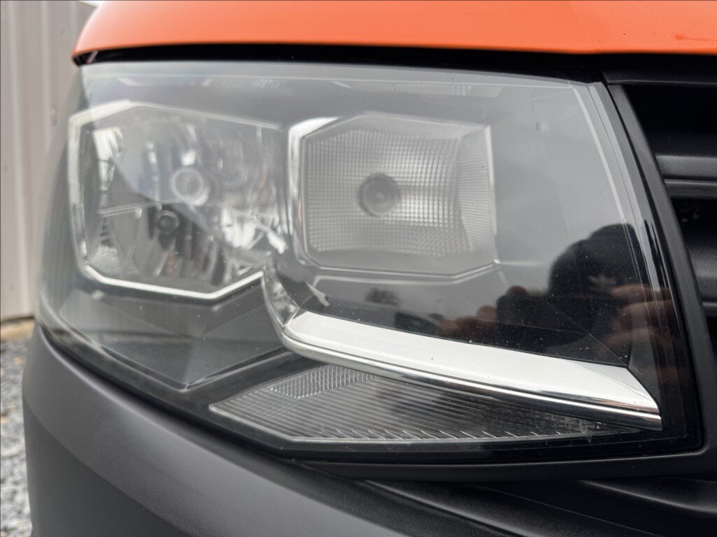 Volkswagen Transporter Skříň 2,0 l 110 kw