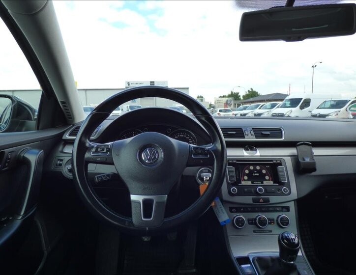 Volkswagen Passat 19