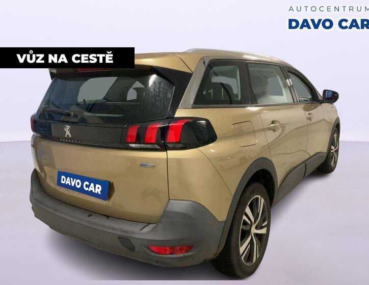 Peugeot 5008 SUV 1,2 l 96 kw