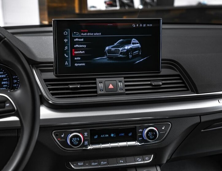 Audi Q5 SUV 2,0 l 150 kw