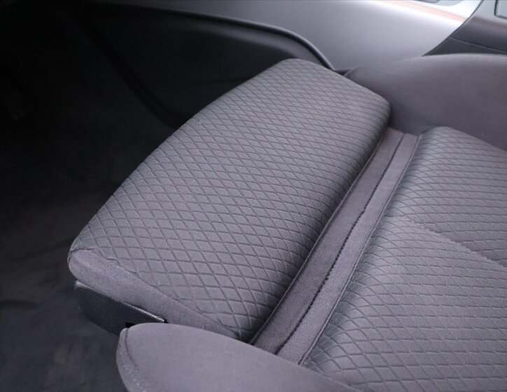 Audi A6 Kombi 2,0 l 140 kw