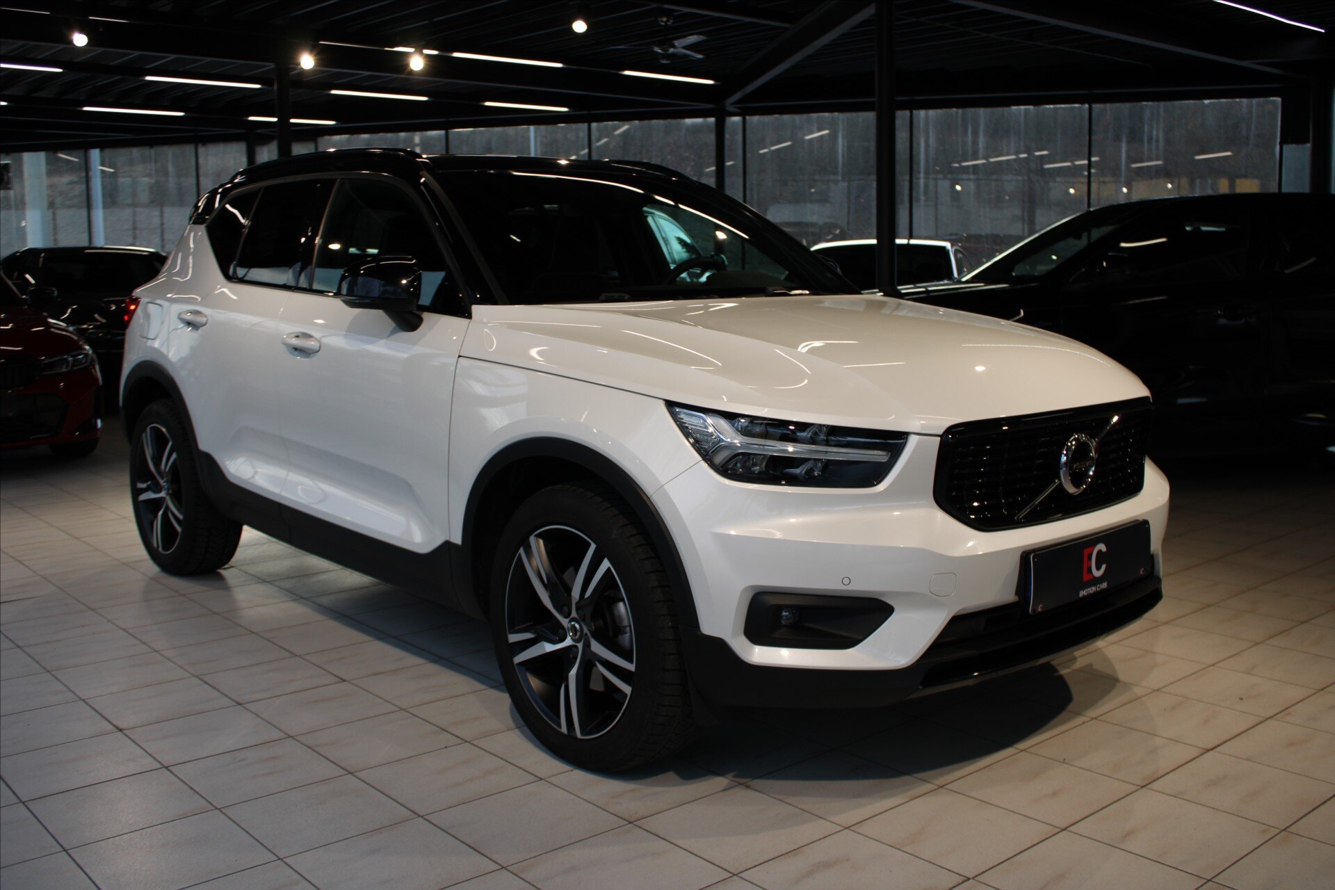Volvo XC40 SUV / Terénní 2,0 l 140 kw
