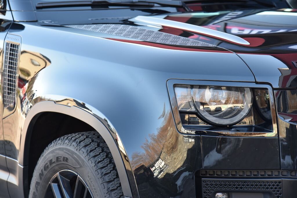 Land Rover Defender SUV 3,0 l 183 kw