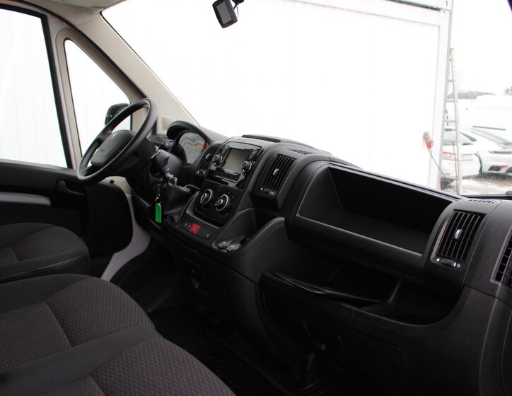 Peugeot Boxer Užitková 2,2 l 103 kw