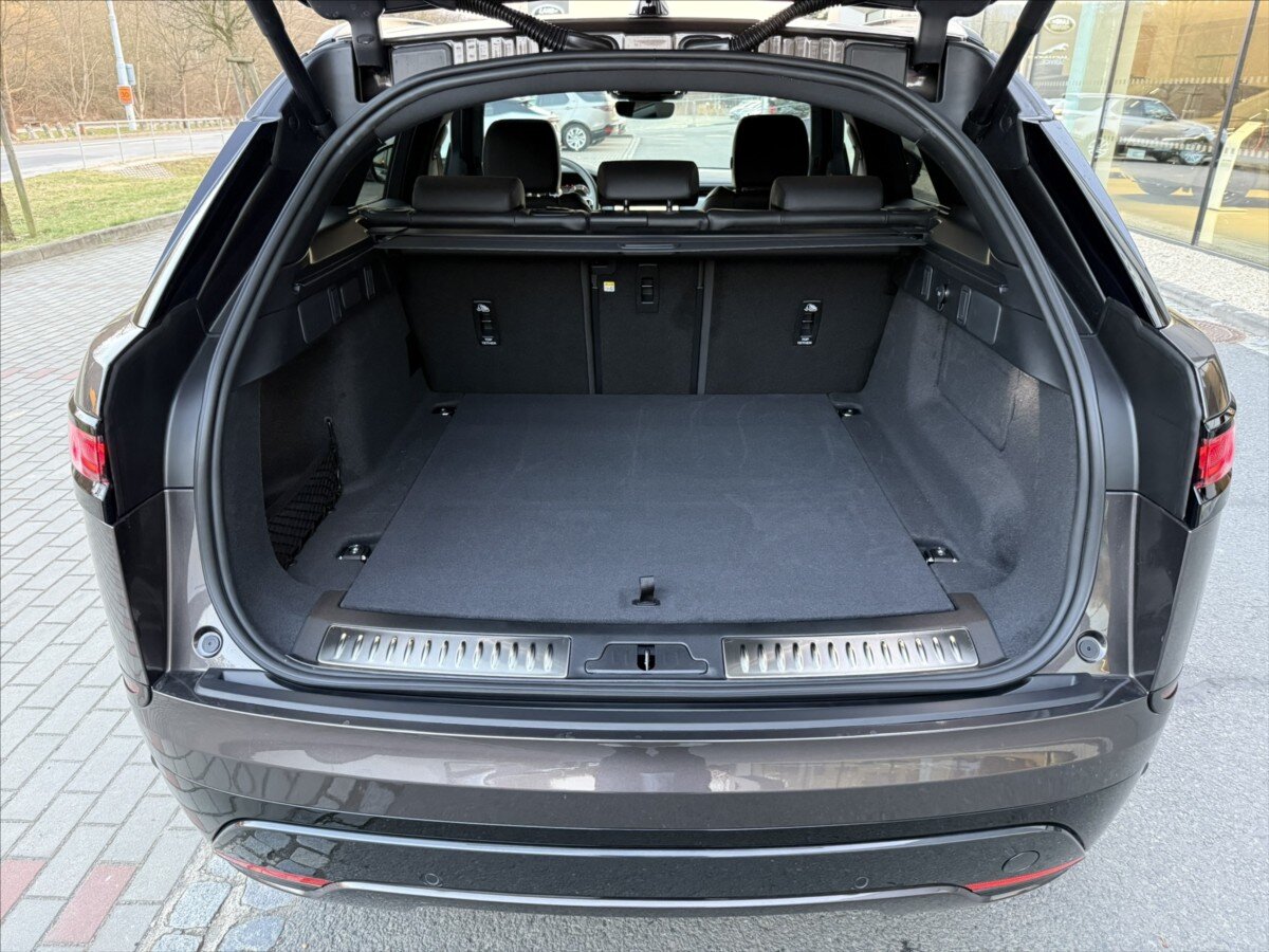Land Rover Range Rover Velar SUV / Terénní 3,0 l 221 kw