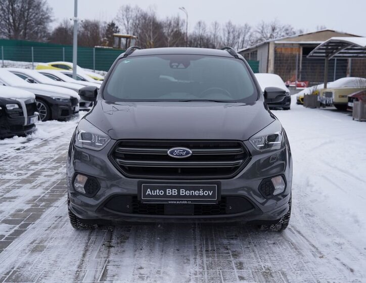 Ford Kuga SUV 2,0 l 132 kw