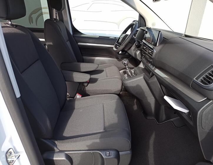 Toyota ProAce Verso 16