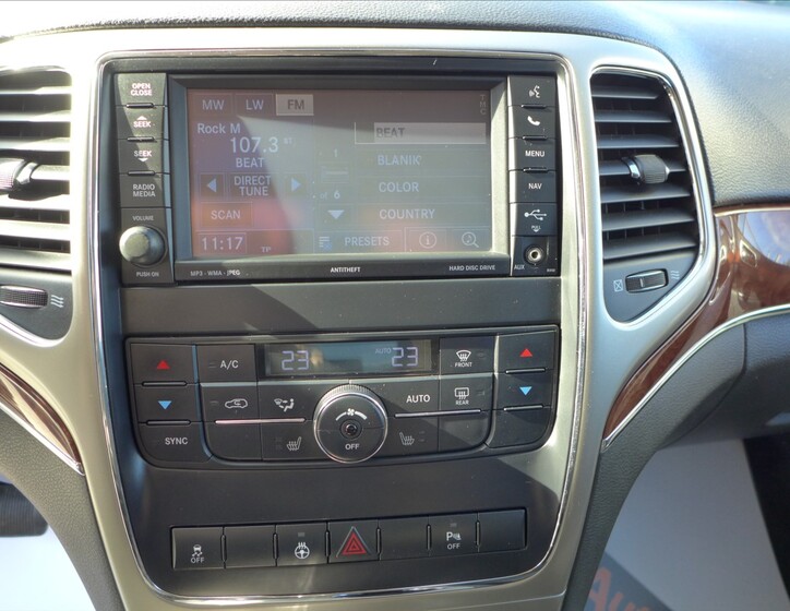 Jeep Grand Cherokee 23