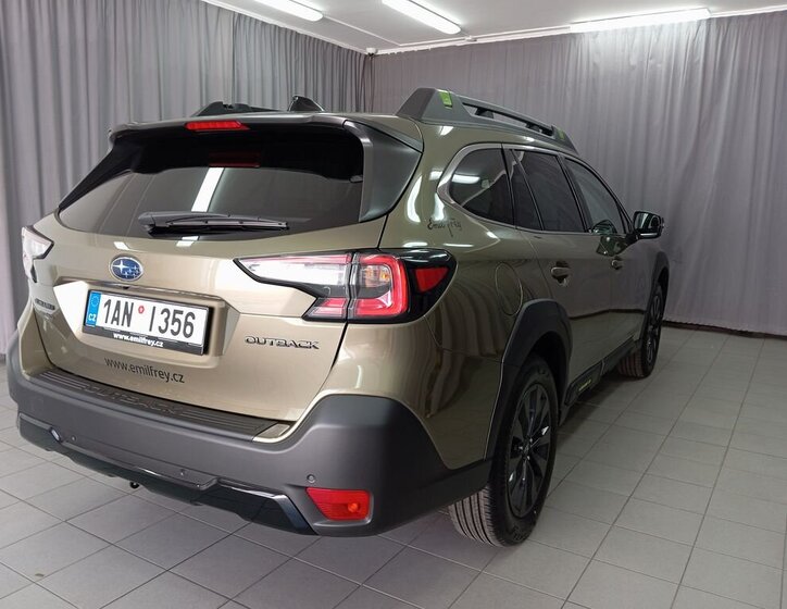 Subaru Outback SUV / Terénní 2,5 l 124 kw