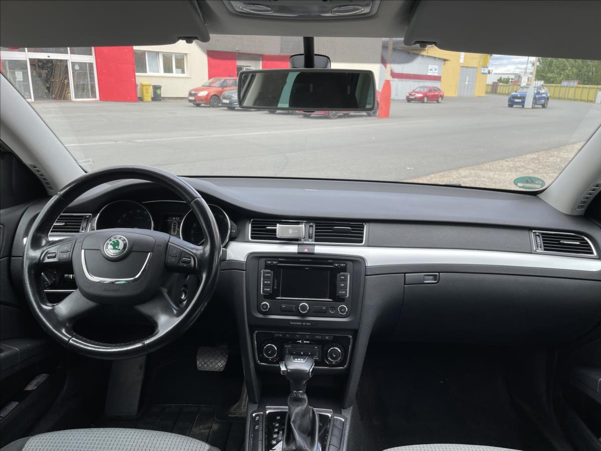 Škoda Superb