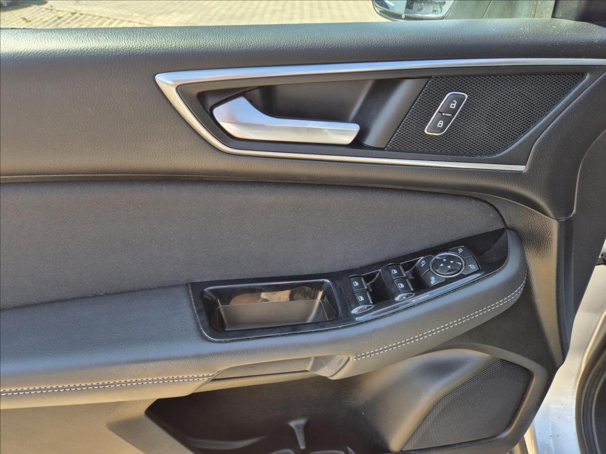 Ford S-MAX MPV 2,0 l 132 kw