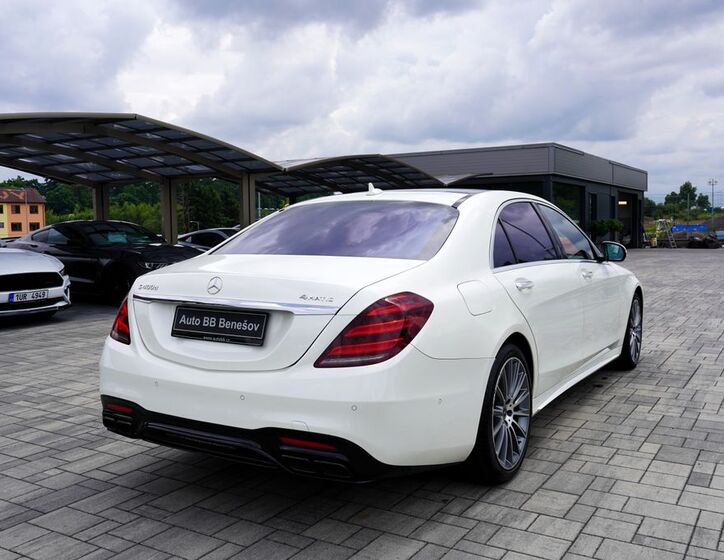 Mercedes-Benz Třídy S 12