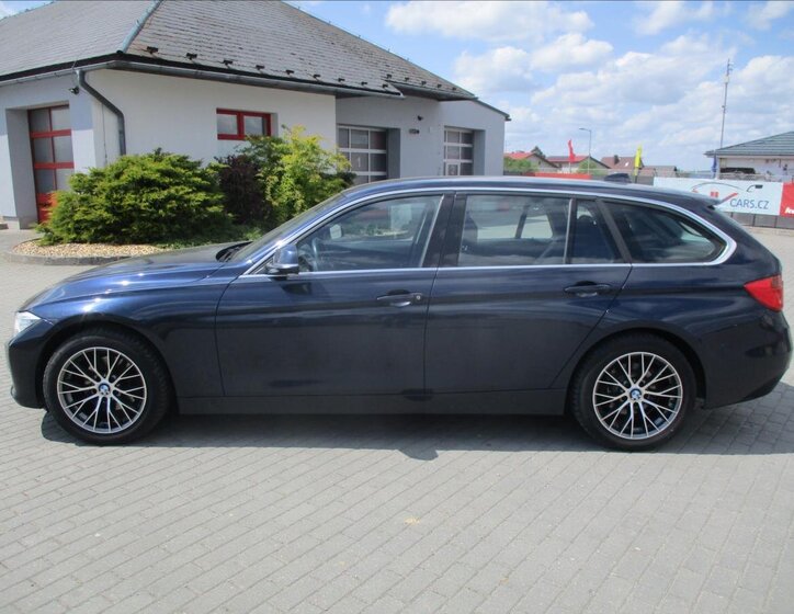 BMW Řada 3 2
