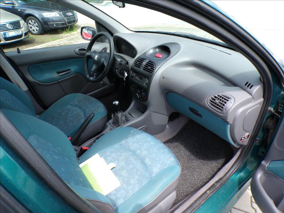 Peugeot 206