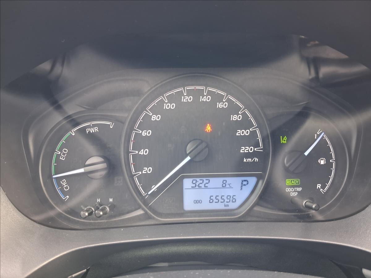 Toyota Yaris Kombi 1,5 l 54 kw