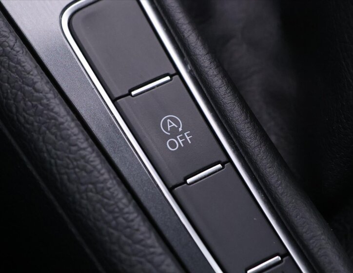 Volkswagen Golf Kombi 999,0 81 kw