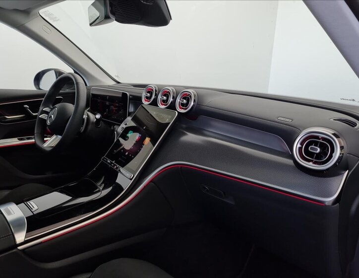 Mercedes-Benz GLC SUV 2,0 l 145 kw