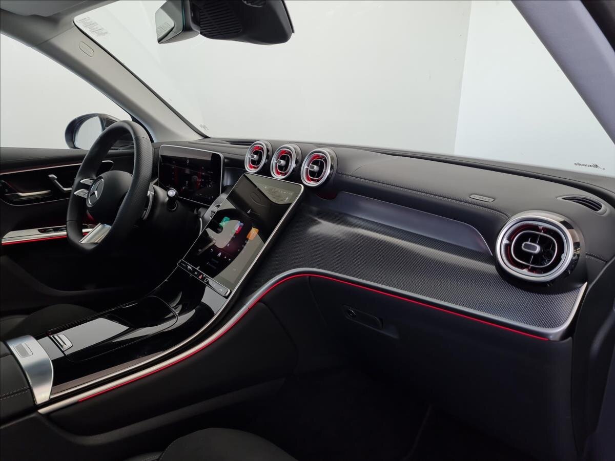 Mercedes-Benz GLC SUV 2,0 l 145 kw