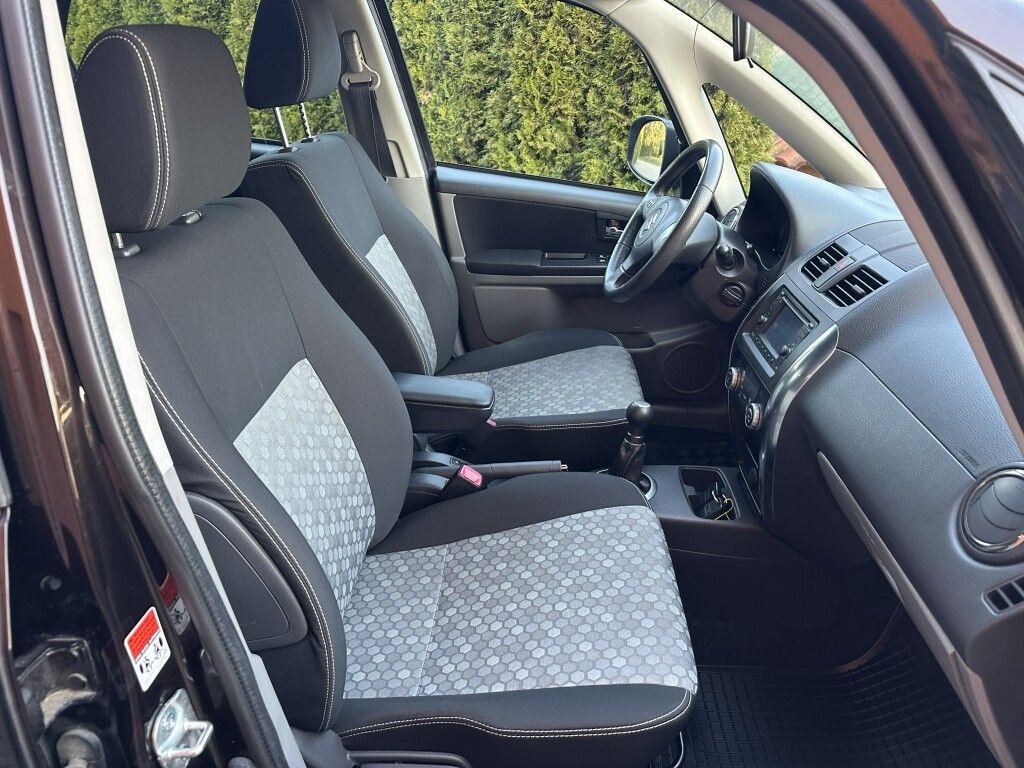 Suzuki SX4 Hatchback 1,6 l 88 kw