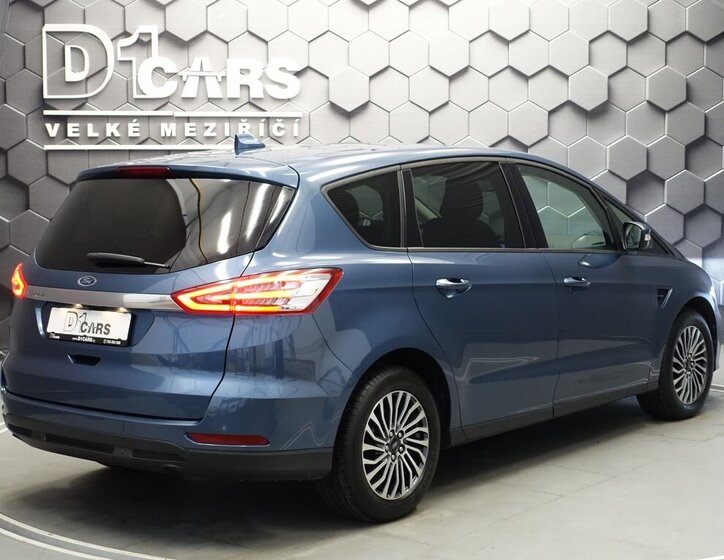Ford S-MAX MPV 2,0 l 110 kw