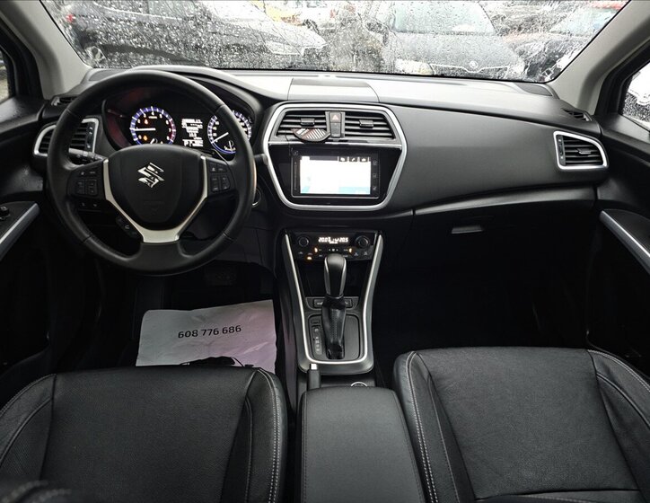 Suzuki SX4 S-Cross 22