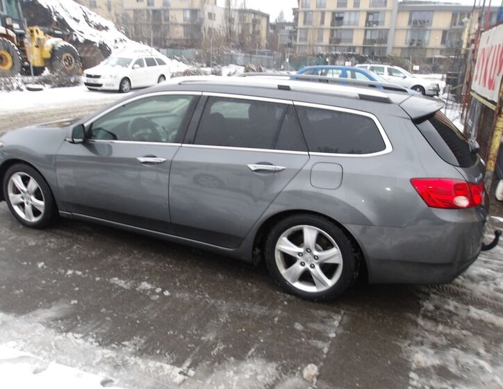 Honda Accord Kombi 2,2 l 110 kw