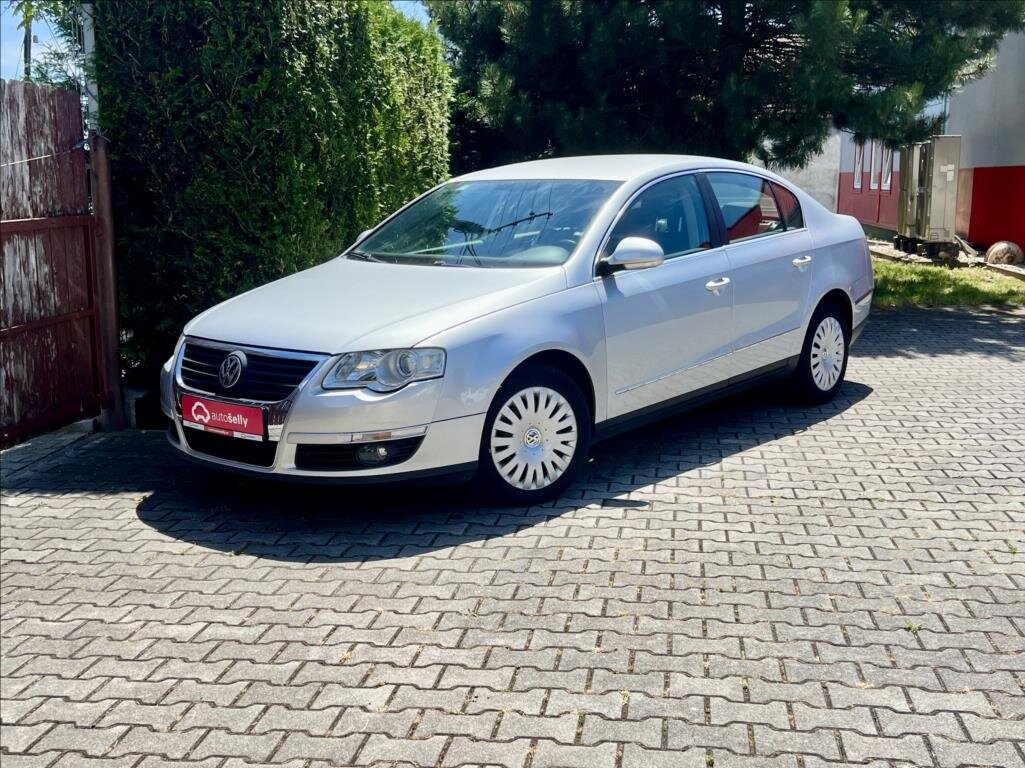 Volkswagen Passat Sedan / Limuzína 2,0 l 110 kw