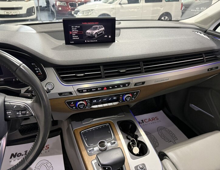 Audi Q7 SUV 3,0 l 200 kw