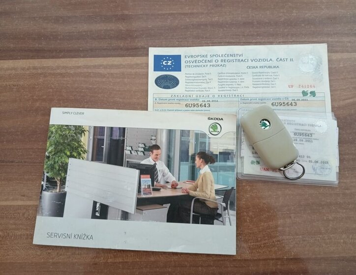 Škoda Octavia Sedan / Limuzína 1,6 l 77 kw