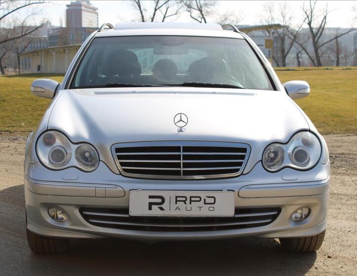 Mercedes-Benz Třídy C 8