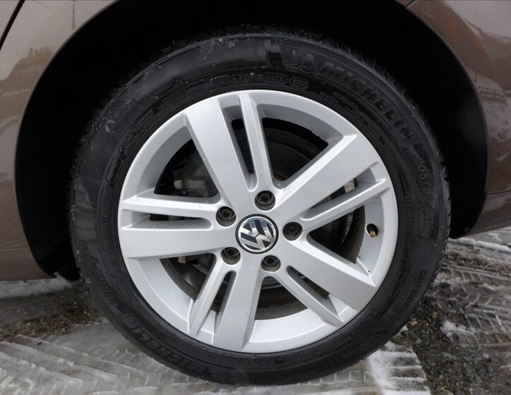 Volkswagen Golf Kombi 1,2 l 77 kw