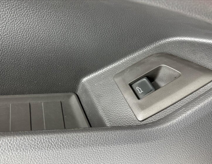 Volkswagen Multivan Kombi 2,0 l 110 kw