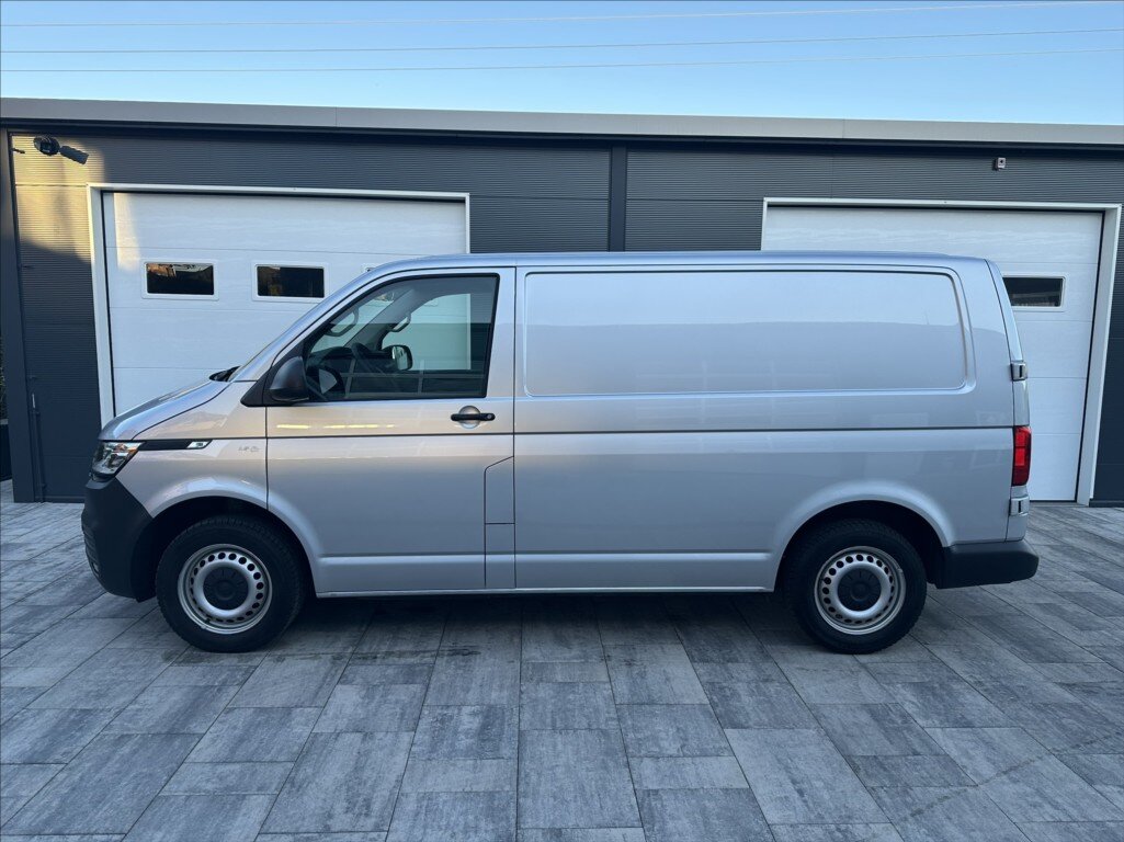 Volkswagen Transporter Skříň 2,0 l 110 kw