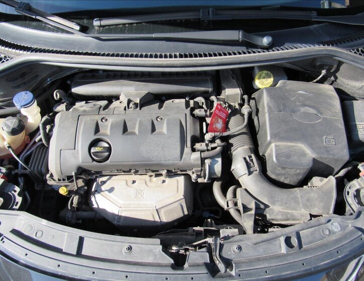 Peugeot 207 Hatchback 1,4 l 70 kw