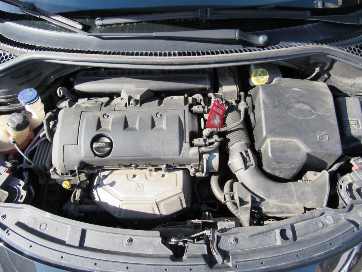 Peugeot 207 Hatchback 1,4 l 70 kw