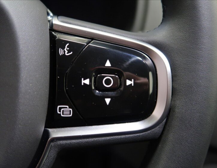 Volvo XC90 SUV 2,0 l 173 kw