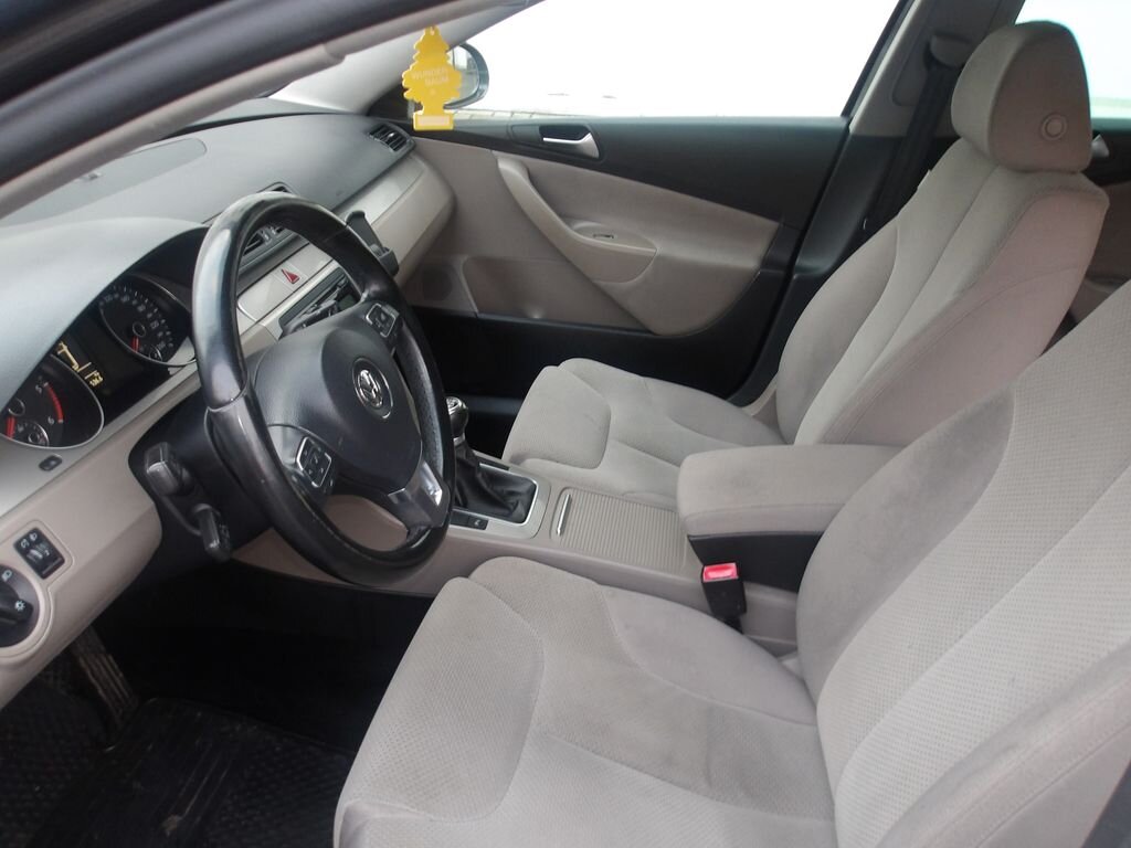 Volkswagen Passat Kombi 2,0 l 103 kw