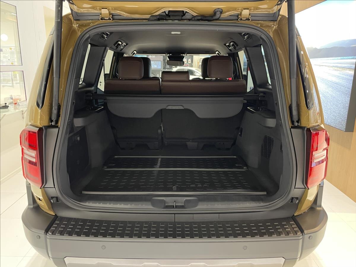 Toyota Land Cruiser SUV 2,8 l 150 kw