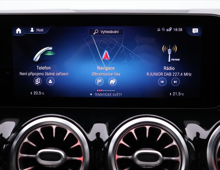 Mercedes-Benz GLA 30